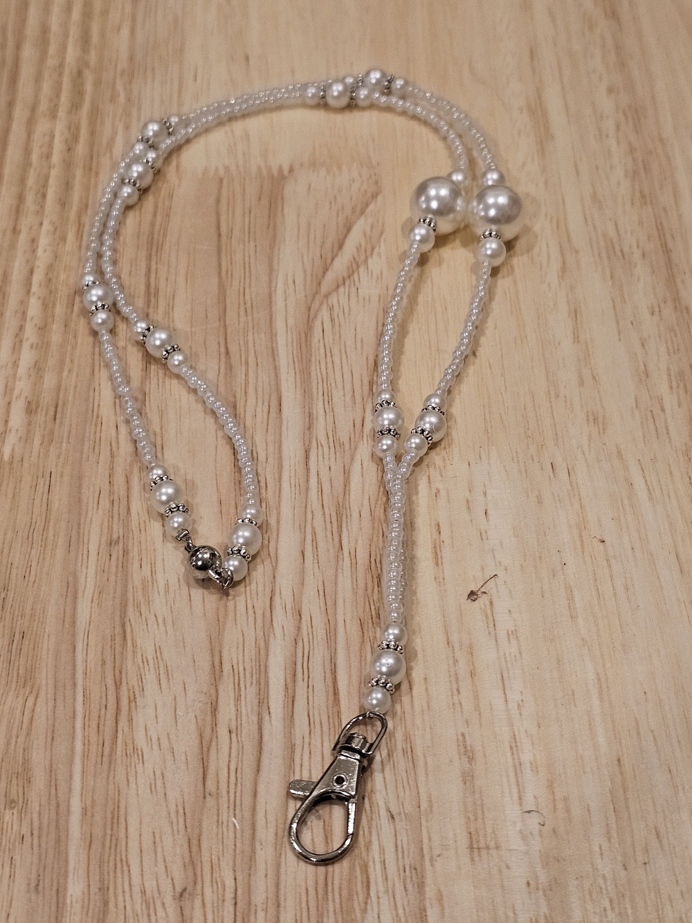 Pearl Beaded Lanyard Keychain in White & Silver